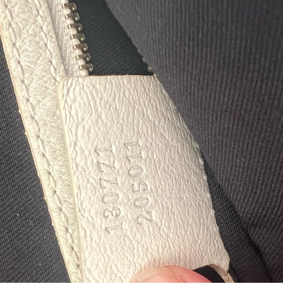 GUCCI White Calfskin Leather Blondie  Hobo Shoulder Bag - Picture 2 of 11